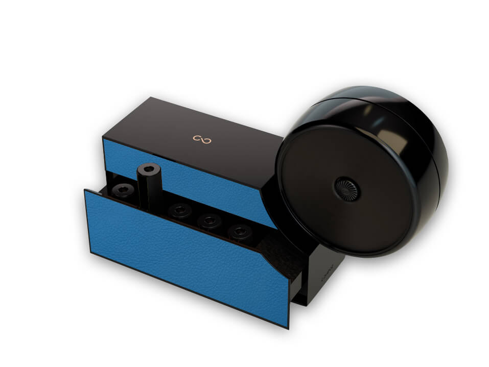 Compoz compositeur cuir comtemporain objet connecte innovation frenchtech parfum ambiance personnalisation iot made in france version cuir bleu